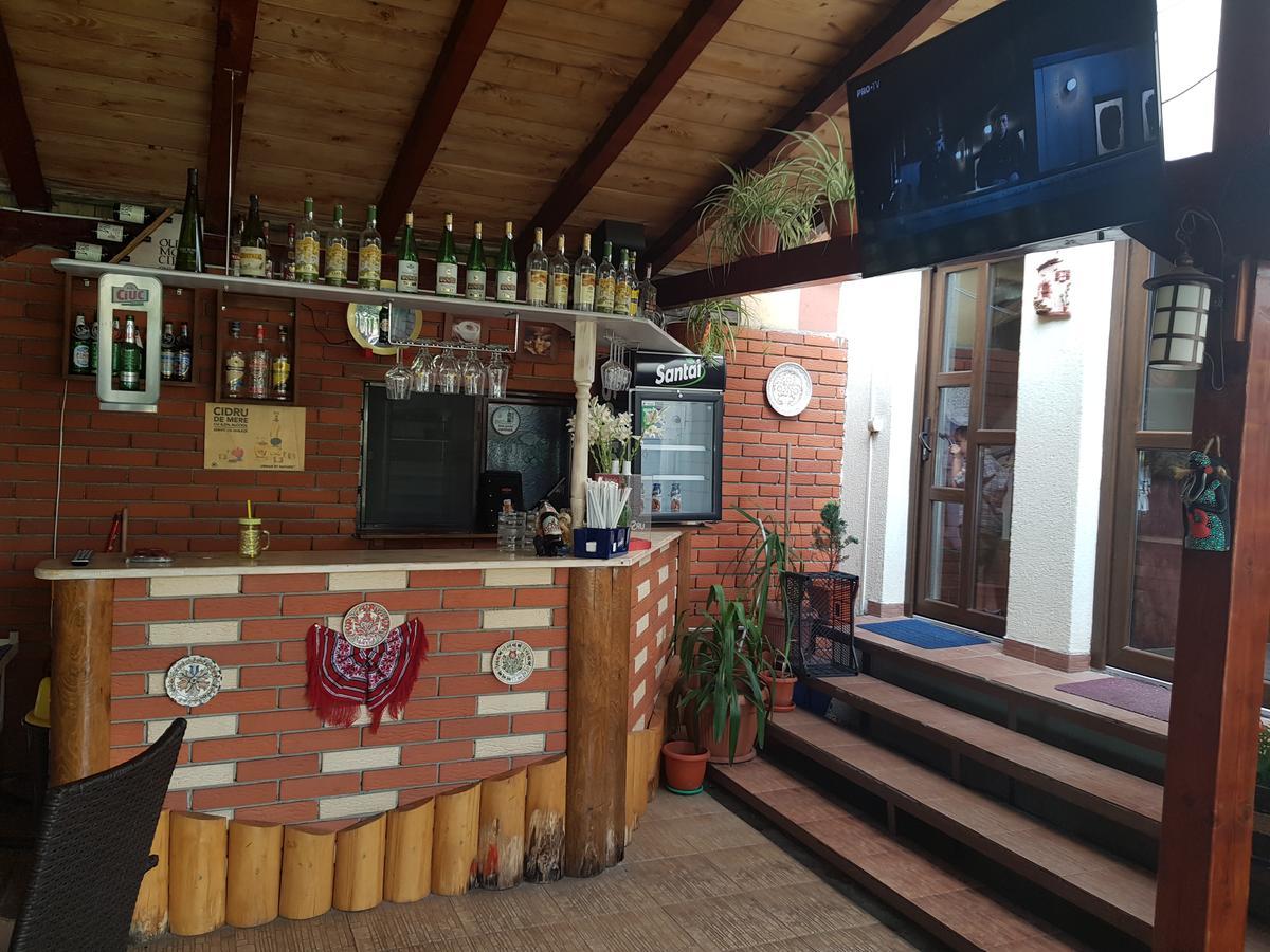 Mon Cheri Drobeta Turnu Severin Exterior foto